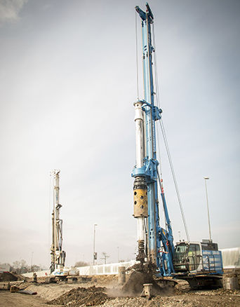 柴油机钻机 - SR-65 - SOILMEC S.P.A. - 旋转 / 潜孔 / 用于建筑工地