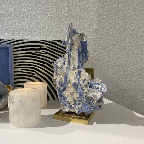 天然石材雕塑 - MAYA - Aura London - 落地式 / 蓝色 / 天然