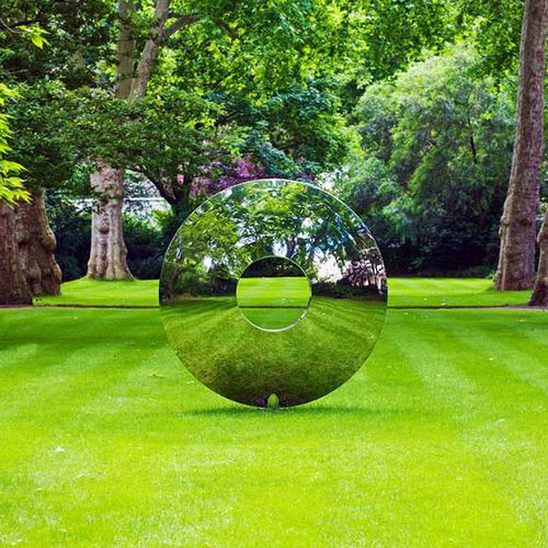 抛光不锈钢雕塑 - TORUS - DAVID HARBER - 花园 / 公共空间