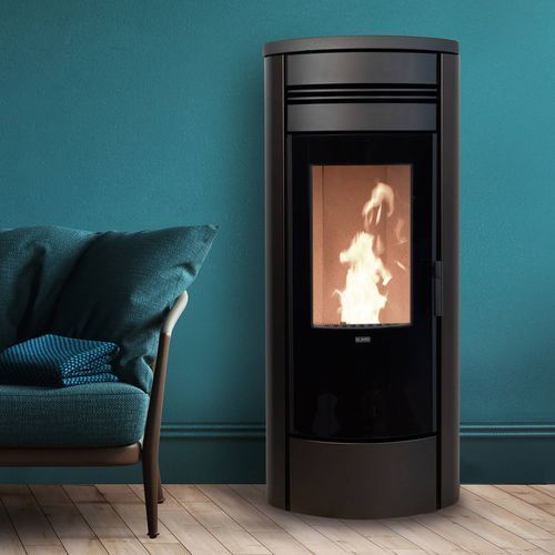 颗粒采暖火炉 - STYLE 140 - Klover - 10 kW...20 kW / 独立式 / 现代风格
