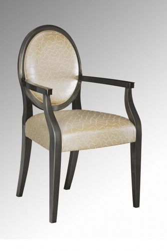 路易十六风格椅子 - Chaises and Co - 室内 / 布料 / 山毛榉木桌脚
