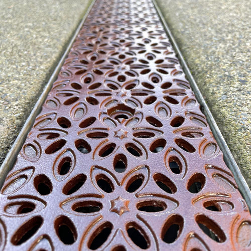 铁排水网格 - ANISE - IRON AGE DESIGNS - 公共空间