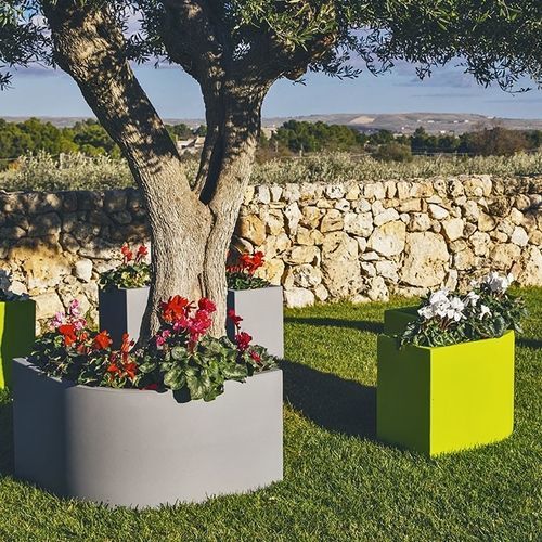 卷绕聚乙烯花坛 - ANGOLARE FLOWERPOT - MONACIS - 转角 / 防风雨 / 防紫外线