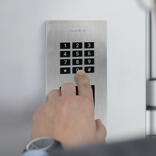 输入过滤集中式门禁系统 - 423872059 - DoorBird - IP / 带RFID读取器 / 嵌入式