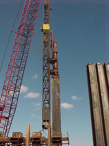 柴油打桩机 - MODEL D62-52 - American Piledriving Equipment Inc.