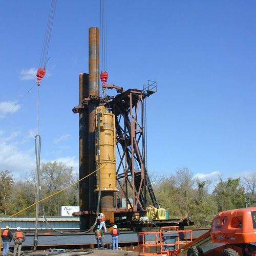 液压打桩机 - MODEL 40-4 - American Piledriving Equipment Inc.
