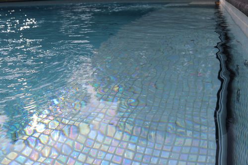 定制游泳池 - CITY POOL - Tilestone Pools one piece tiled pools - 预制 / 户外 / 地下