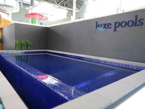 定制游泳池 - TRADE DISPLAY - Tilestone Pools one piece tiled pools - 预制 / 户外 / 地下