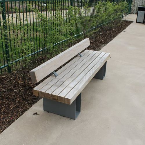 现代风格公共长椅 - AMBLESIDE STRAIGHT - LOGIC STREET & PARK FURNITURE - 硬木 / 电镀钢 / 带椅背