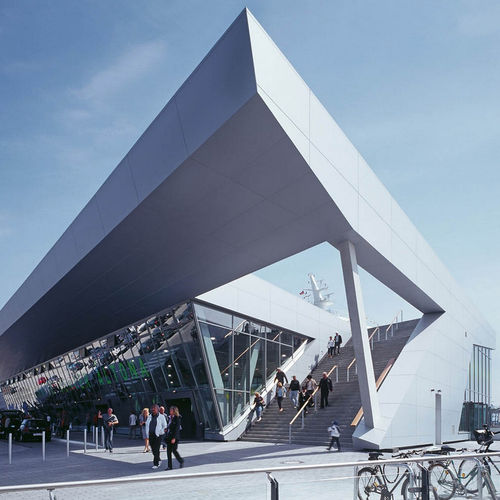 外包复合板 - CRUISE CENTER ALTONA - ALUCOBOND/阿鲁克邦 - 建筑物 / 入口雨棚 / 用于遮蔽棚