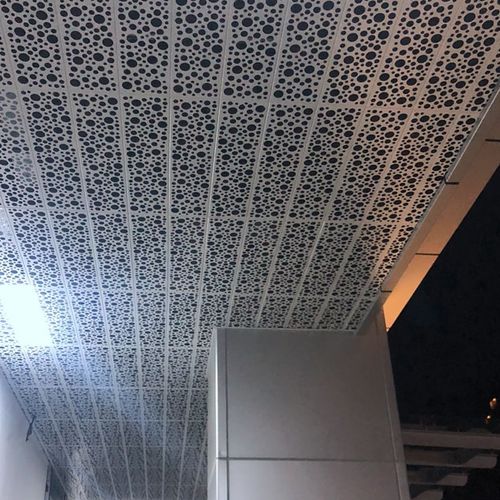 带孔金属板 - MCT-C004 - M-City Aluminum Co., Ltd. - 铝制 / 用于吊顶天花板 / 特殊型