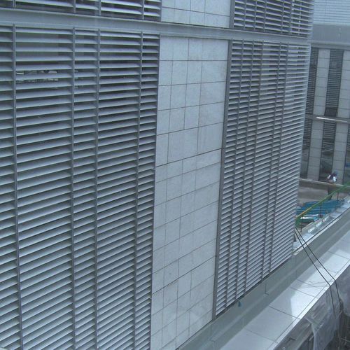 铝制建筑遮阳板 - M-City Aluminum Co., Ltd. - 用于外墙 / 卧式 / 回转