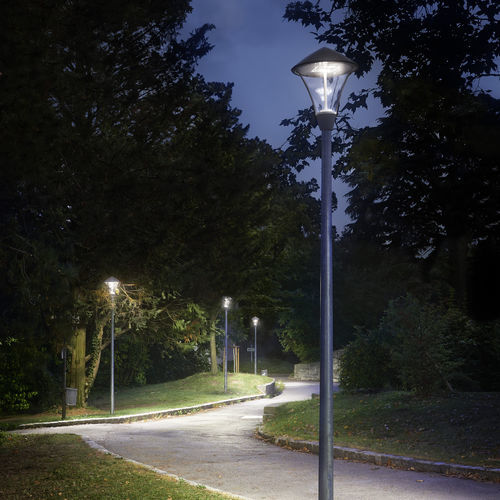 市政路灯 - IMAGNA - BSI LIGHTING TECHNOLOGIES INC. - 现代风格 / 铝铸铁 / LED式
