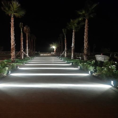 花园灯柱 - ILENTI - BSI LIGHTING TECHNOLOGIES INC. - 用于公共空间 / 现代风格 / 铝制