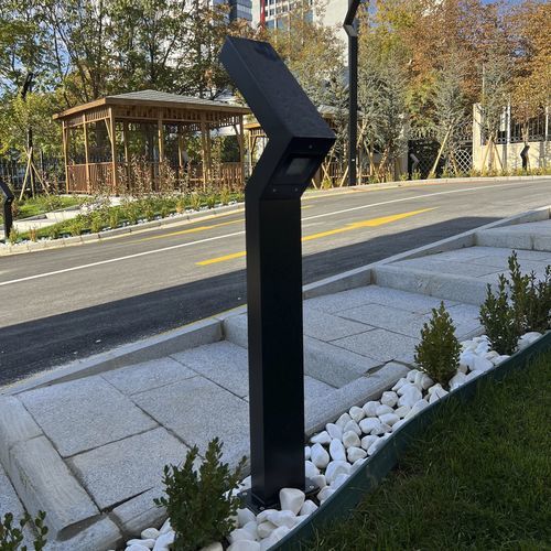 市政灯柱 - IZERA - BSI LIGHTING TECHNOLOGIES INC. - 现代风格 / 铝制 / LED式