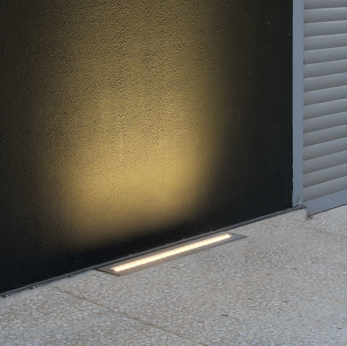 地面嵌入式照明设备 - IAXIS MONO - BSI LIGHTING TECHNOLOGIES INC. - 嵌入式 / LED式 / 线性