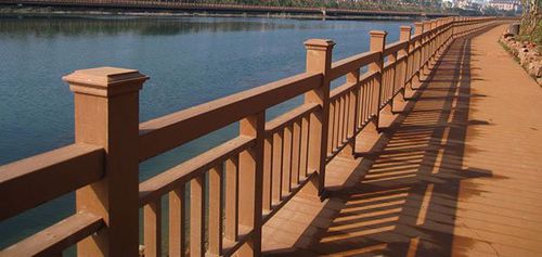WPC护栏 - TRADITIONAL - Protechwood International Limited - 栏杆形状 / 户外 / 用于楼梯