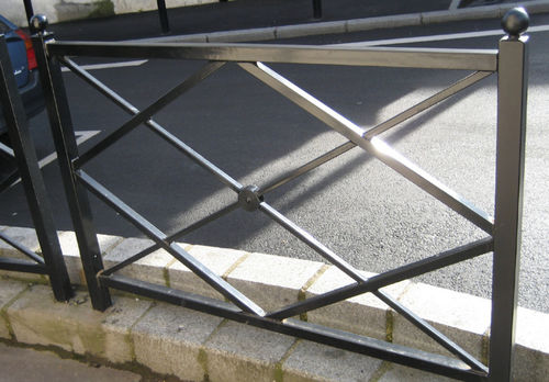 安全护栏 - CHARRENTE - Activia Mobilier Urbain - 固定式 / 钢 / 用于公共空间
