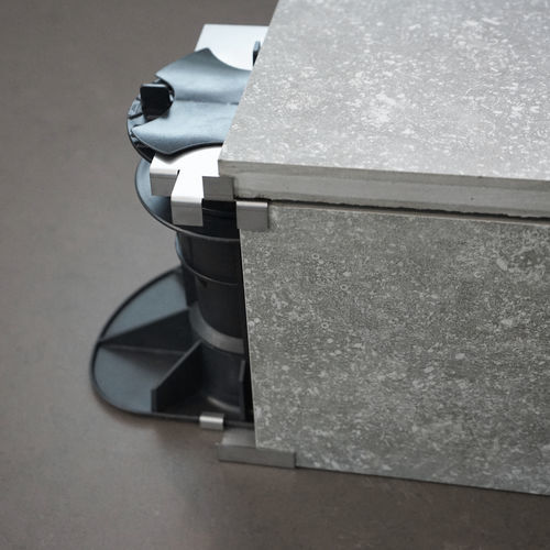 钢固定装置 - EDGE FINISH - SOLIDOR - 室外装饰 / 用于楼板 / 用于室外