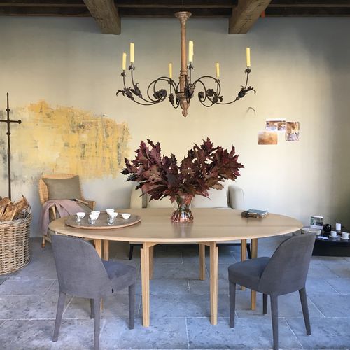 现代风格桌 - DIANE TABLE - Defleure Home Collection - 栎木 / 橡木桌脚 / 椭圆
