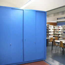 现代风格书架 - BIBLOC - DESLI-BLOC.S,L - 学校用 / 图书馆用 / 金属