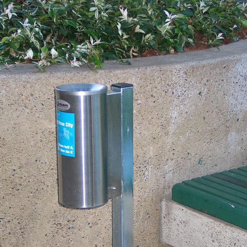 落地烟灰缸 - BB01  - Urban Fountains and Furniture - 钢 / 用于室外 / 公共空间