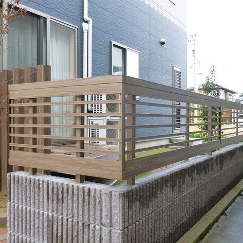带栏杆围栏 - 围栏2 - Howvin outdoor furtniture - 花园 / 木质 / 现代风格