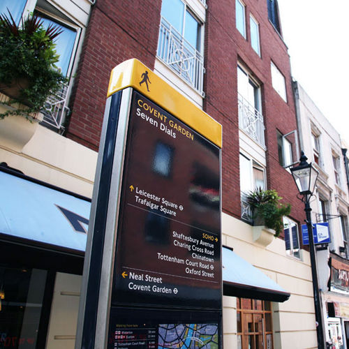 标识广告立牌 - WAYFINDING - ajwells - 公共空间