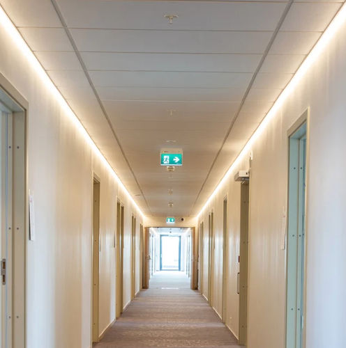 壁挂条灯 - SLC L1 STRUCTURE 2M - The Light Group - 顶棚 / LED式 / 商用
