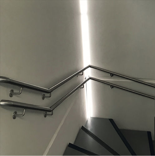 壁挂条灯 - SLC C1 - The Light Group - 顶棚 / LED式 / 转角