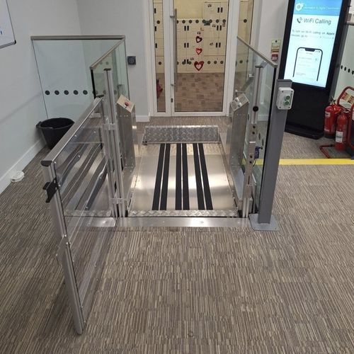 轮椅升降平台 - Tech Lift 500 - Tech Line Sweden - 用于建筑物 / 家用 / 专业