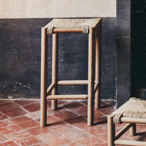 乡村风格吧台凳 - CÉSAR - Midi - 草编 / 橡木桌脚 / 带脚凳