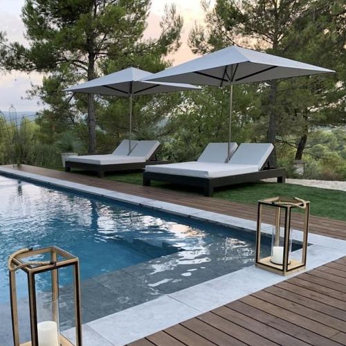 带遮阳伞日光浴躺椅 - Bains de soleil avec parasol intégré - MOUSSES ETOILES - 现代风格 / Batyline® 材质 / Sunbrella®
