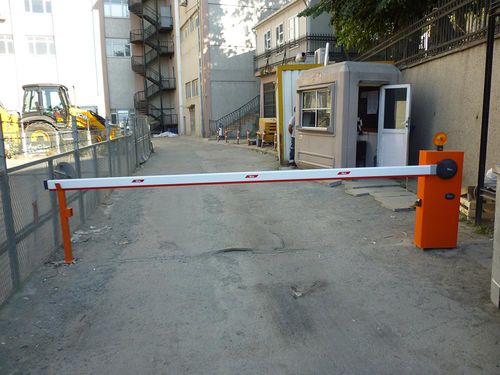 门禁控制杆 - STOP GRUP GÜVENLİK SİST. İNŞ. VE TİC. A.Ş - 固定式 / 升降 / 伸缩