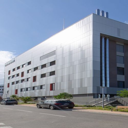 条形立面 - ST   - ArcelorMittal Building Solutions - 盒式 / 铝制 / 钢