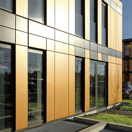 金属波浪板 - AUTHENTIC - ArcelorMittal Building Solutions - 褶皱 / 电镀钢 / 有色