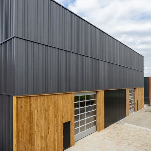 立面板 - HAIREXCEL® - ArcelorMittal Building Solutions - 钢 / 电镀钢 / 聚氨酯涂层