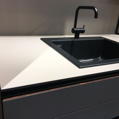 HPL桌台面 - DEBO® CleanTop® Panel - DEBO - 防污渍 / 耐热 / 可定制
