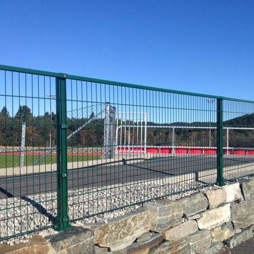 焊接网格围栏 - NYLOFOR CITY - Betafence International - 用于公共空间 / 电镀钢 / 现代风格