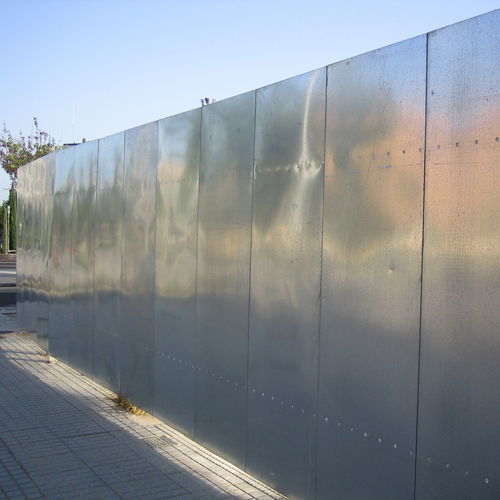 百叶窗式围栏 - VALLA REUTILIZABLE - TRANSFORMADOS Y ACCESORIOS DEL SUR, S.L - 建筑工地 / 钢 / 长方形