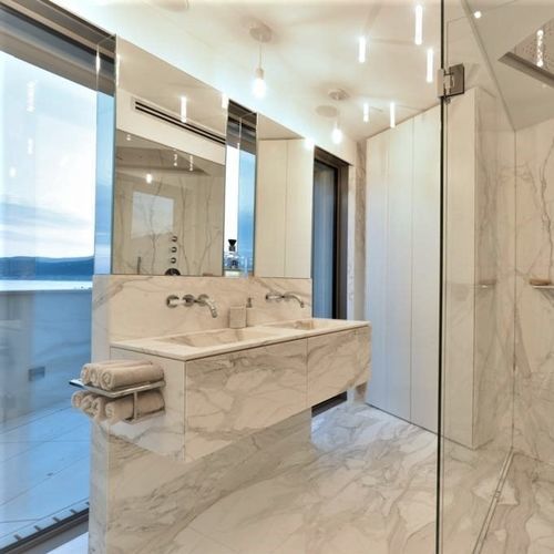 大理石天然石板 - CALACATTA ORO - Industria Marmi Ferrari Srl - 用于地面 / 室内装潢 / 用于浴室