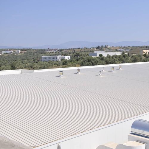 倾斜屋面板 - Insotherm DPU - KAMARIDIS GLOBALWIRE GROUP - 聚氨酯 / 仿金属 / 波形