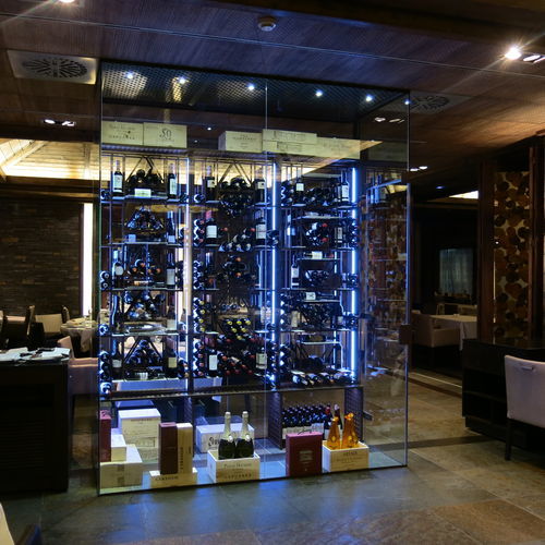 服务葡萄酒柜 - BAQUEIRA - Dragon Cellars S.L - 独立式 / 玻璃 / 四玻璃面