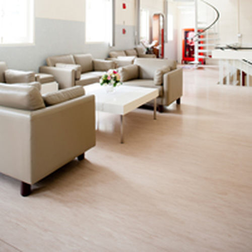 乙烯基地面 - MIPOLAM TROPLAN PLUS  - Gerflor - Contract Sport & Contract Flooring - 室内 / 办公室 / 人流量较大时用