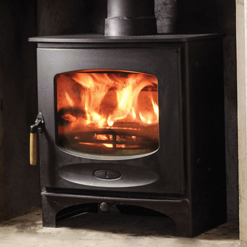木材采暖炉 - C-SEVEN - CHARNWOOD - 5 kW...10 kW / 落地式 / 传统风格