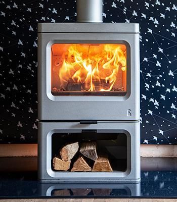 木材采暖炉 - SKYE E700 INTELLIGENT - CHARNWOOD - 7.5 kW / 独立式 / 现代风格