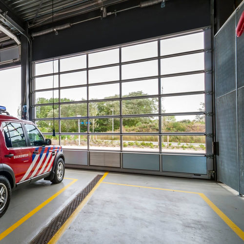 分段工业门 - OH1042F  - ASSA ABLOY Entrance Systems - 铝制 / 自动 / 防风