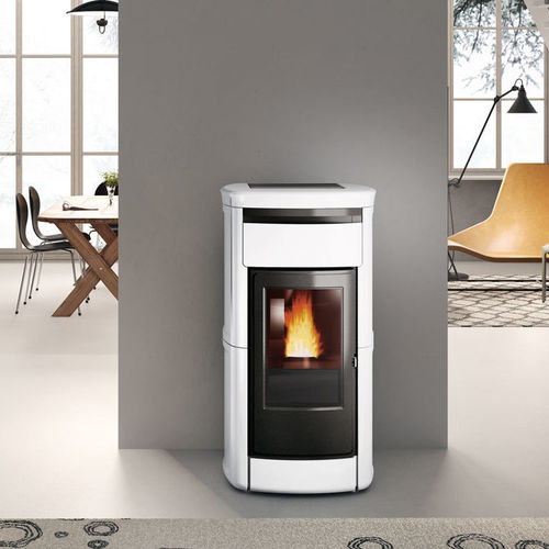 颗粒采暖炉 - KIRA2 H - EDILKAMIN - 10 kW...20 kW / 独立式 / 现代风格
