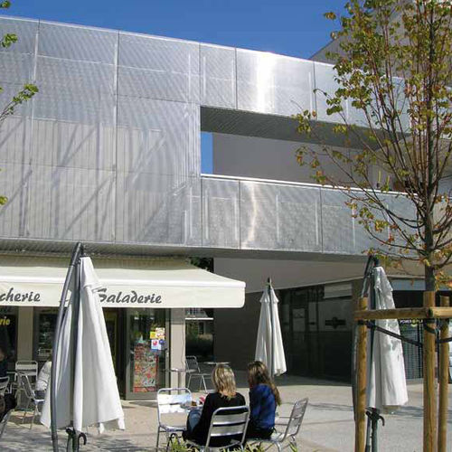 网格立面 - ANDRITZ EUROSLOT - ANDRITZ EUROSLOT Architecture - 金属 / 立式 / 布艺