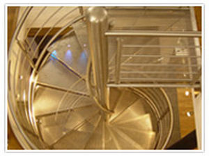 金属台阶 - ANDRITZ EUROSLOT Architecture - 网格